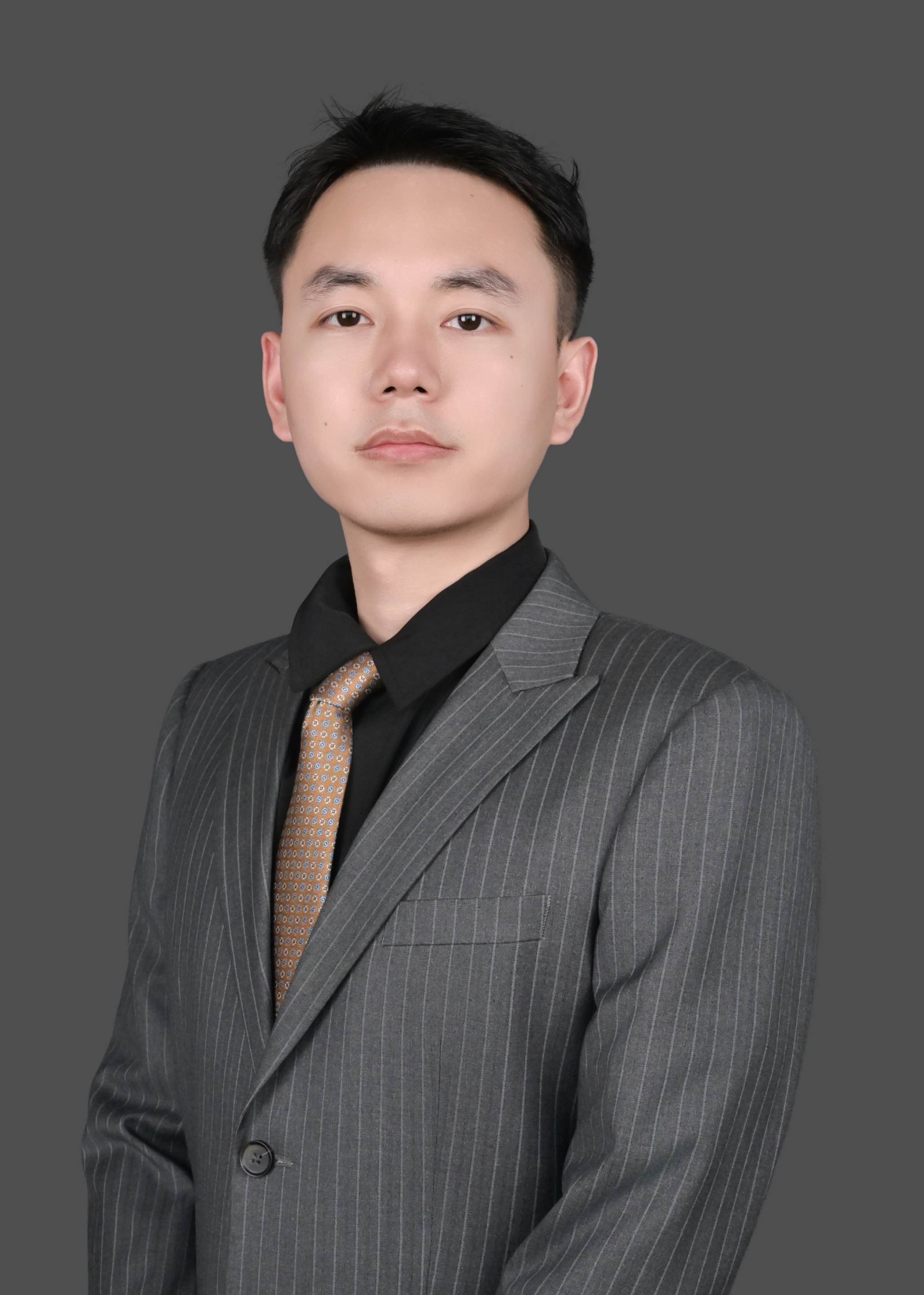 董轼